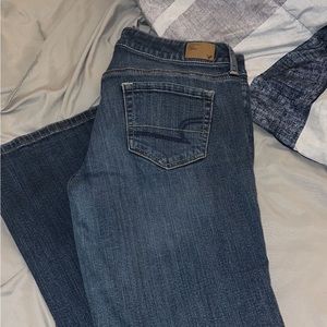American Eagle blue jeans.